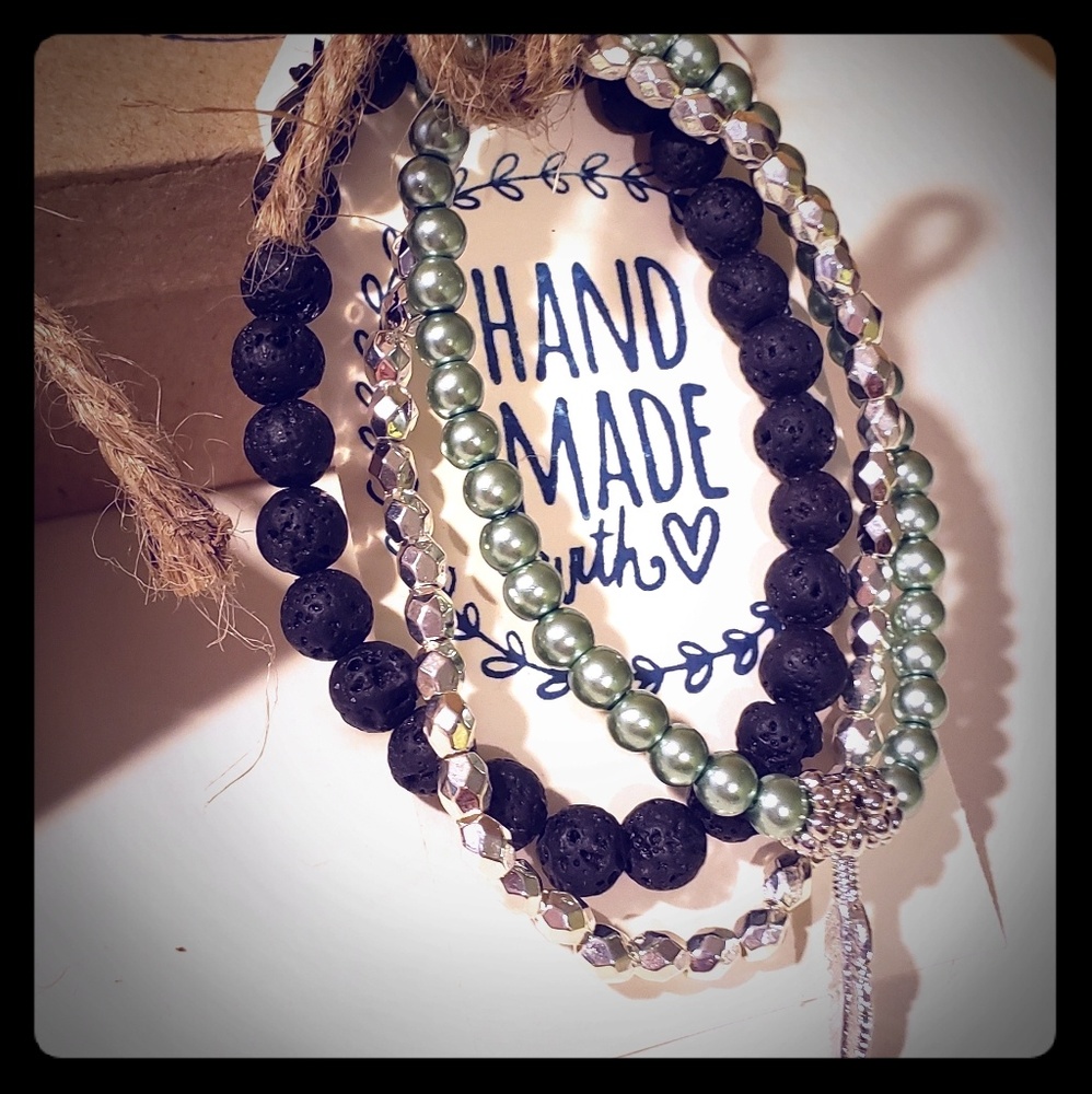 Beaded bracelet set